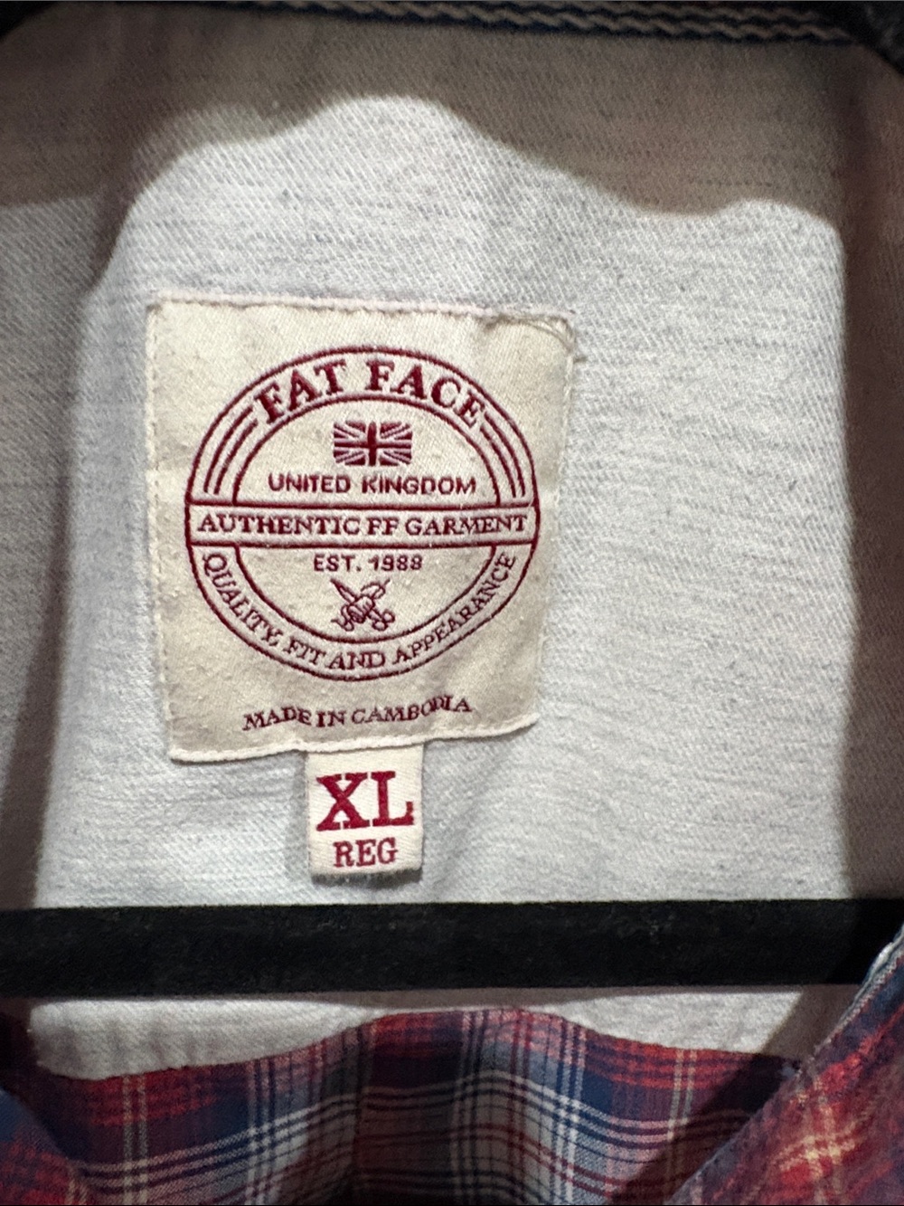 Men's Red Plaid Short-Sleeve Button-Up Shirt - Picture 2 of 4